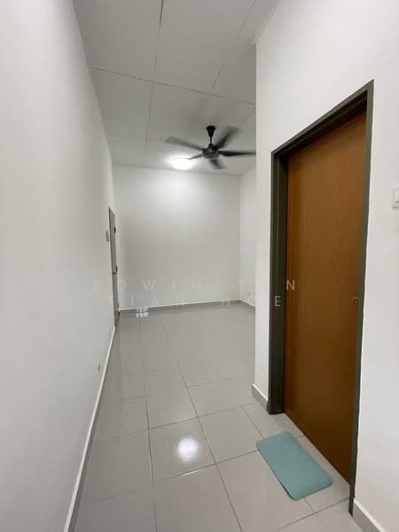 Rumah Teres untuk Dijual di Bandar Putera 2 (Klang) - Edwin Tan Tian Hoe - Corridor - PropertyGuru.com.my