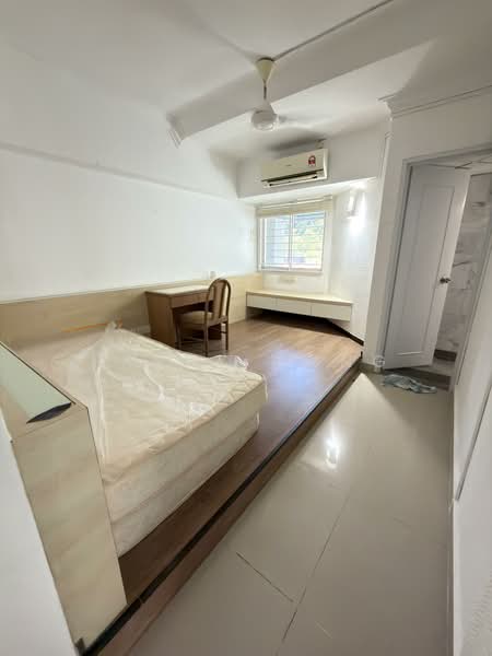 Pangsapuri untuk Dijual di Desa Mar Vista - Fanny Wong - Bedroom - PropertyGuru.com.my