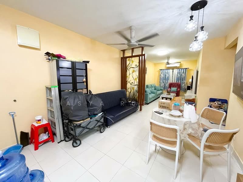Apartment for Sale at De Bayu Apartment - Tasya Ruslan - Living Room - PropertyGuru.com.my