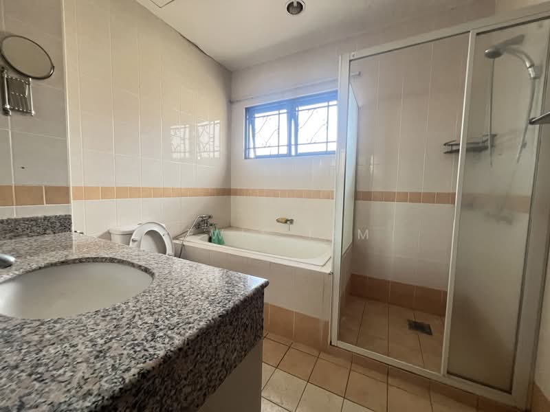 Semi-Detached House for Sale in Taman Bukit Segar Jaya 1 (Cheras) - Lewis Tam - Bathroom - PropertyGuru.com.my