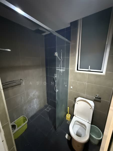 Service Residence for Rent at The Loft @ ZetaPark - Eason Hiew - Bathroom - PropertyGuru.com.my