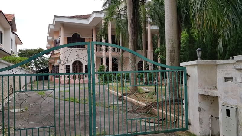 Bungalow for Sale in Petaling Jaya (Selangor) - Johnny Tan - Exterior - PropertyGuru.com.my