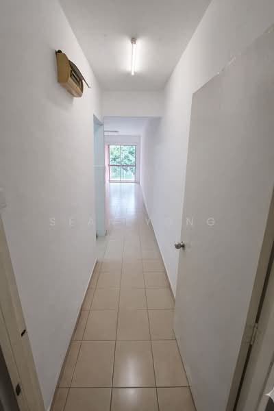 Apartment for Sale at Sri Ehsan - Sean Yong - Corridor - PropertyGuru.com.my