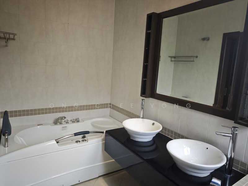 Bungalow for Sale in Setia Eco Park (Setia Alam) - Ong Chee Yong - Bathroom - PropertyGuru.com.my