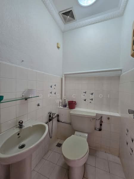 Rumah Teres 2 Tingkat untuk Dijual di George Town (Penang) - Chong Chooi Wei - Bathroom - PropertyGuru.com.my