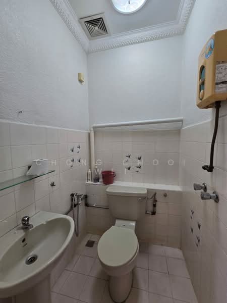 Rumah Teres 2 Tingkat untuk Dijual di George Town (Penang) - Chong Chooi Wei - Bathroom - PropertyGuru.com.my