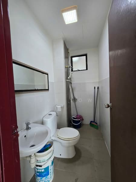 Servis Apartment untuk Disewa di Jentayu Residensi @ Tampoi - Ivy Low - Bathroom - PropertyGuru.com.my