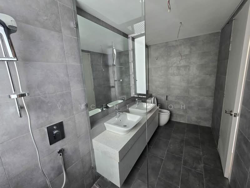 Kondominium untuk Dijual di ALIX Residences - Vincent Yeoh - Bathroom - PropertyGuru.com.my