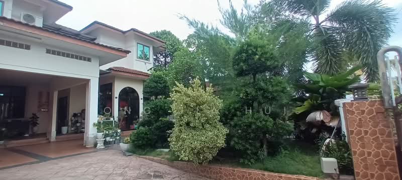 Bungalow House for Sale in Bandar Springhill (Jimah) - Ong Jia Hui - Exterior - PropertyGuru.com.my