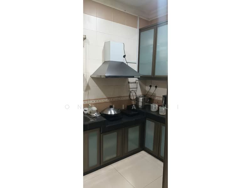 Bungalow House for Sale in Bandar Springhill (Jimah) - Ong Jia Hui - Kitchen - PropertyGuru.com.my