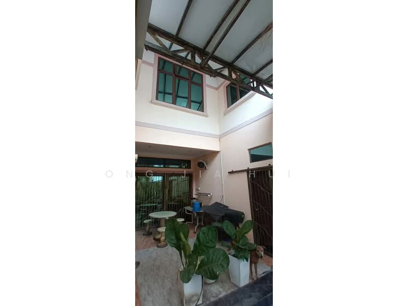 Bungalow House for Sale in Bandar Springhill (Jimah) - Ong Jia Hui - Exterior - PropertyGuru.com.my