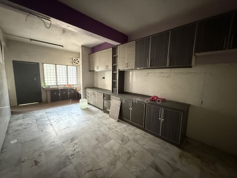 Terraced House for Sale in Seremban Jaya (Negeri Sembilan) - John Khoo - Kitchen - PropertyGuru.com.my