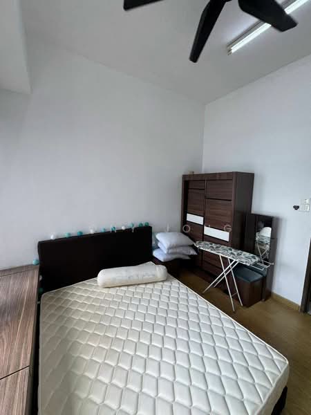 Kondominium untuk Disewa di Bay Laurel @ Country Garden Danga Bay - Jony Jong - Bedroom - PropertyGuru.com.my