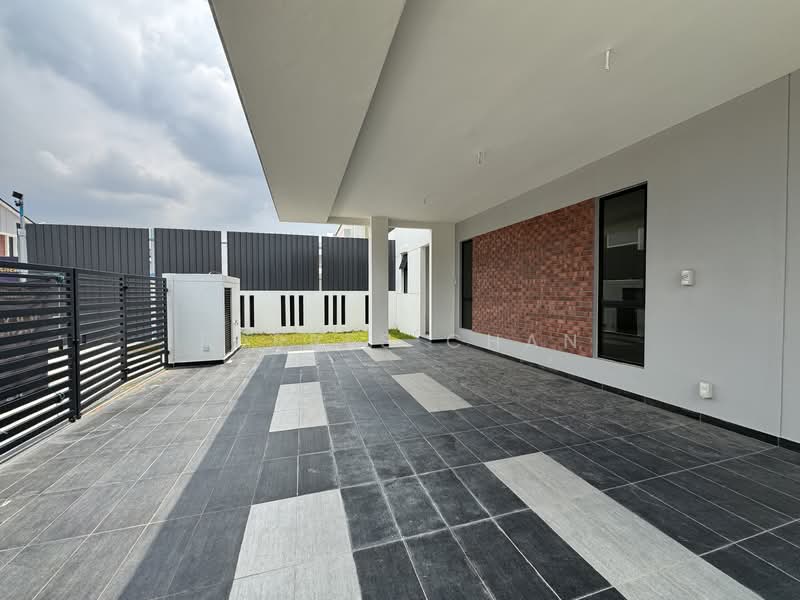 Cluster House for Sale in Alam Impian (Shah Alam) - Torres Chan - Exterior - PropertyGuru.com.my