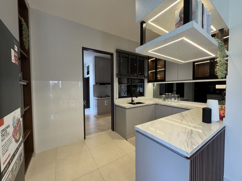 Cluster House for Sale in Alam Impian (Shah Alam) - Torres Chan - Kitchen - PropertyGuru.com.my
