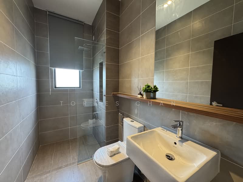 Cluster House for Sale in Alam Impian (Shah Alam) - Torres Chan - Bathroom - PropertyGuru.com.my