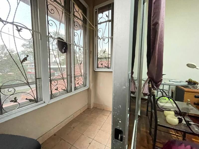 2-storey Terraced House for Sale in Ampang Jaya (Ampang) - Cik Maya Abdul - Balcony - PropertyGuru.com.my