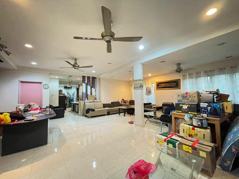 2-storey Terraced House for Sale in Ampang Jaya (Ampang) - Cik Maya Abdul - Living Room - PropertyGuru.com.my