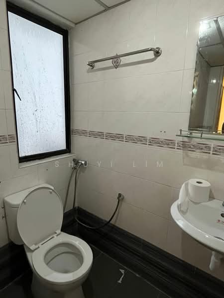 Condominium for Rent at E-Park Condominium - Shuyi Lim - Bathroom - PropertyGuru.com.my
