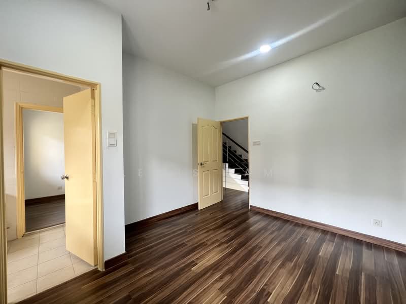 Rumah Teres 2.5 Tingkat untuk Dijual di Bandar Mahkota Cheras (Cheras) - Lewis Tam - PropertyGuru.com.my