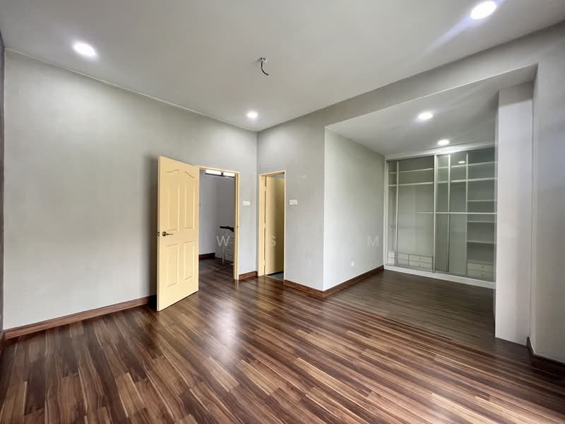 Rumah Teres 2.5 Tingkat untuk Dijual di Bandar Mahkota Cheras (Cheras) - Lewis Tam - PropertyGuru.com.my