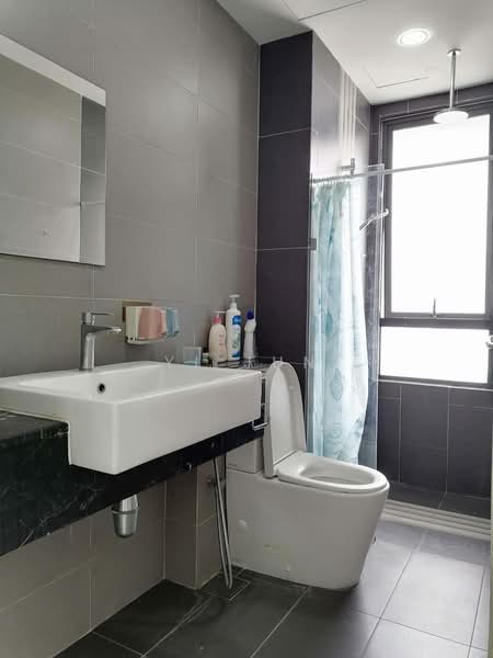 Servis Apartment untuk Disewa di 8 Kinrara - Yi Jun - Bathroom - PropertyGuru.com.my