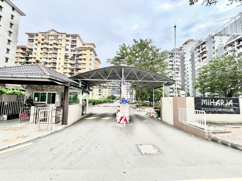 Kondominium untuk Dijual di Miharja Condominium - Dennix Chin - Exterior - PropertyGuru.com.my