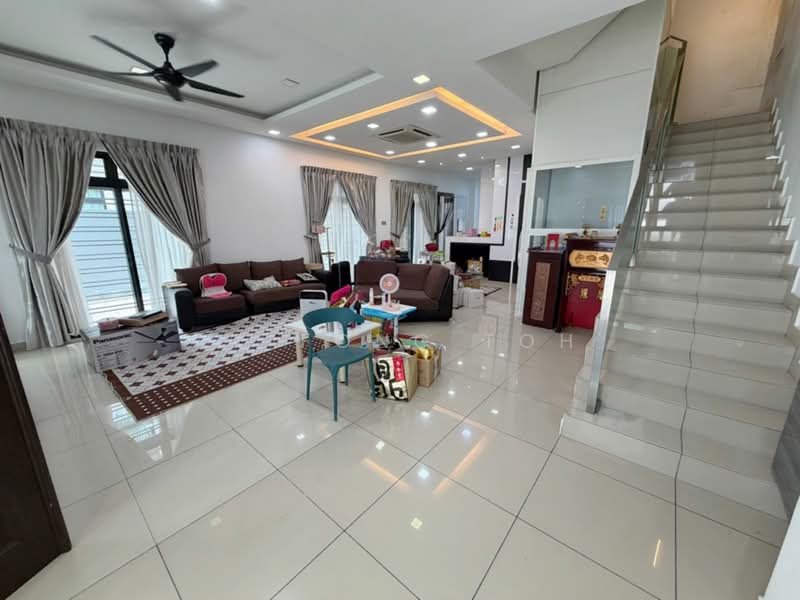 Rumah Kluster untuk Dijual di Taman Mutiara Mas (Skudai) - Ee Fong Toh - Living Room - PropertyGuru.com.my