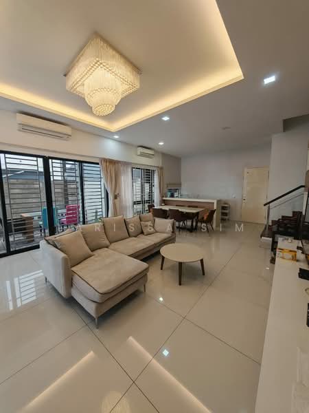 Cluster House for Sale in Horizon Hills (Iskandar Puteri (Nusajaya)) - Larissa Sim - Living Room - PropertyGuru.com.my