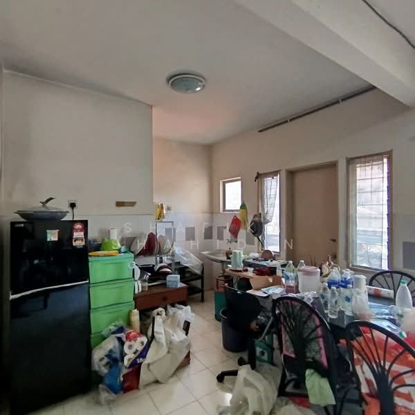 Rumah Bandar untuk Dijual di Batu Caves (Selangor) - Shafika Shahidin - Kitchen - PropertyGuru.com.my