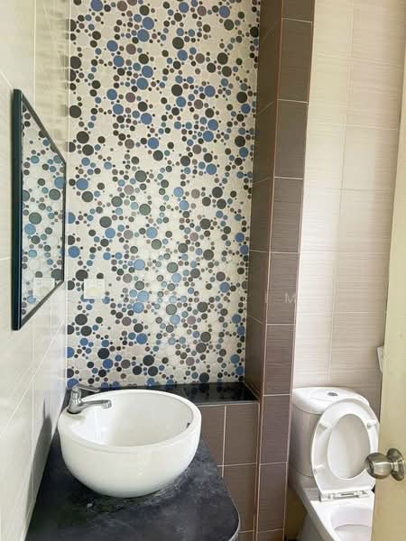 2-storey Terraced House for Sale in Bandar Seri Alam (Masai) - Robin Lim - Bathroom - PropertyGuru.com.my