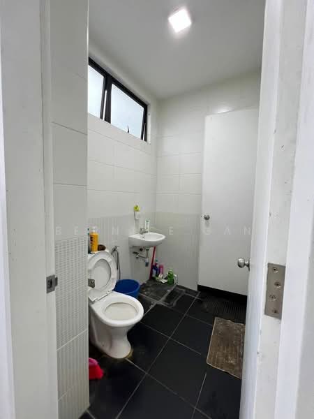 2-storey Terraced House for Sale in Kota Masai (Pasir Gudang) - Bernice Gan - Bathroom - PropertyGuru.com.my