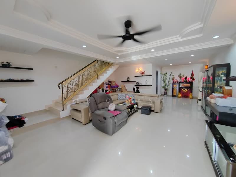 2-storey Terraced House for Sale in Bandar Mahkota Cheras (Cheras) - Eric Tan - Living Room - PropertyGuru.com.my