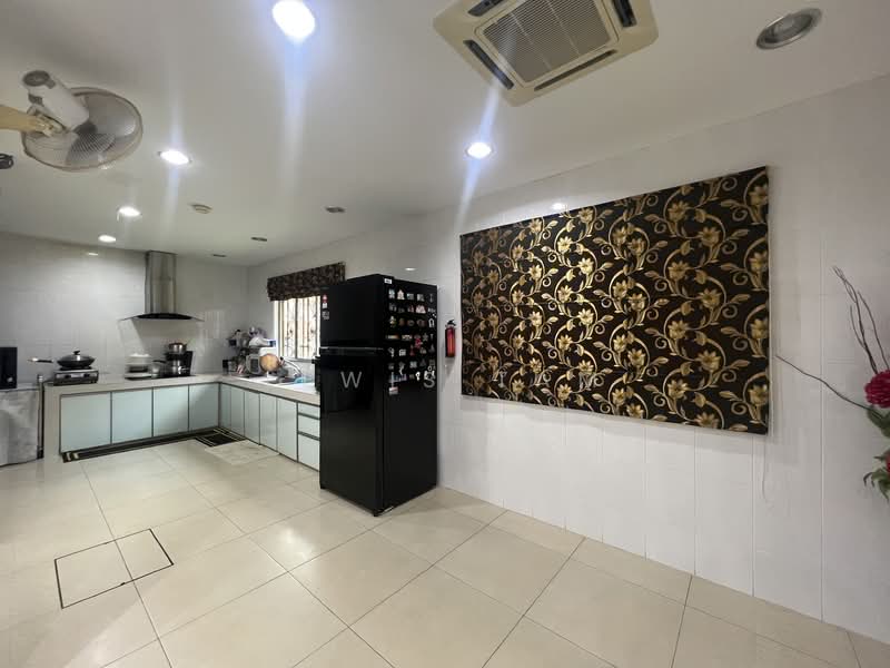 2-storey Terraced House for Sale in Bandar Mahkota Cheras (Cheras) - Lewis Tam - Kitchen - PropertyGuru.com.my