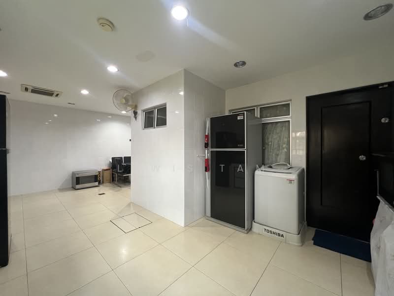 2-storey Terraced House for Sale in Bandar Mahkota Cheras (Cheras) - Lewis Tam - Kitchen - PropertyGuru.com.my