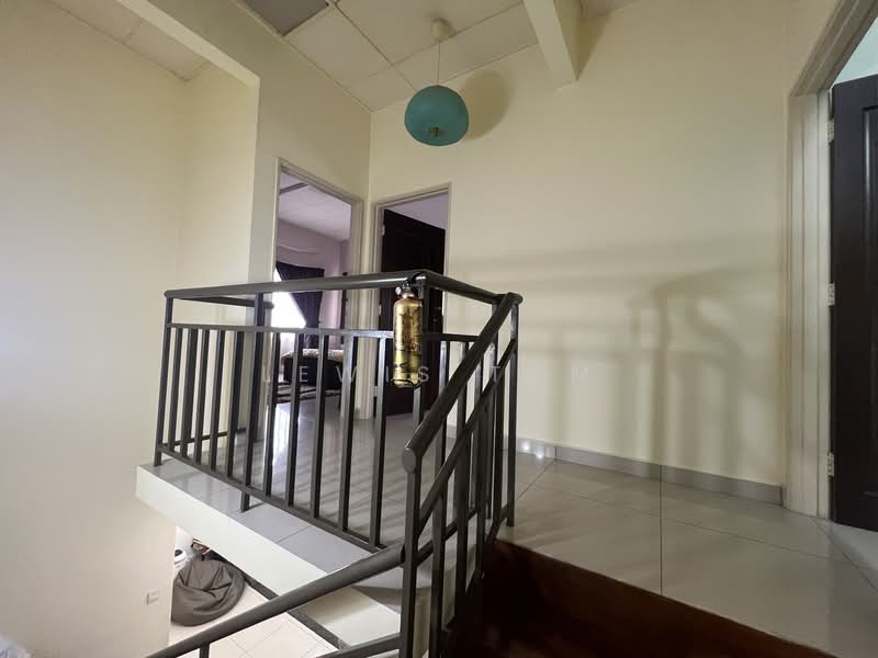 2-storey Terraced House for Sale in Bandar Mahkota Cheras (Cheras) - Lewis Tam - Corridor - PropertyGuru.com.my