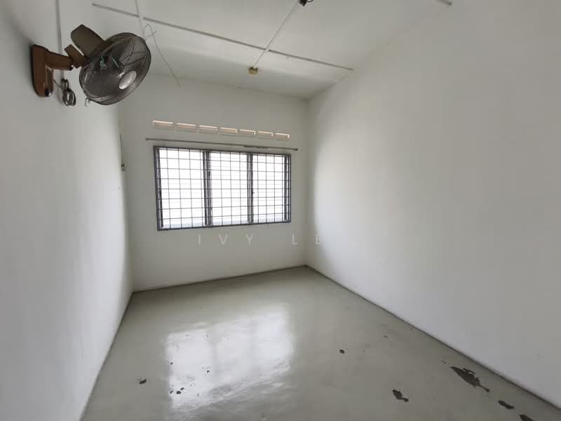 Shop / Office for Sale in Kuchai Lama (Kuala Lumpur) - IVY LEE - Interior - PropertyGuru.com.my