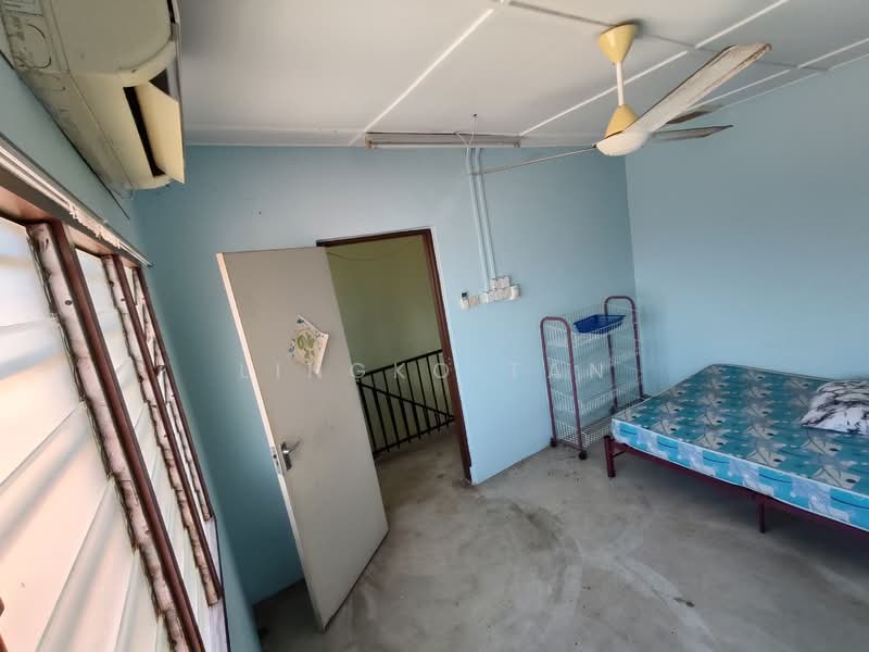 2-storey Terraced House for Rent in Sitiawan (Perak) - Lingko Tan - Bedroom - PropertyGuru.com.my