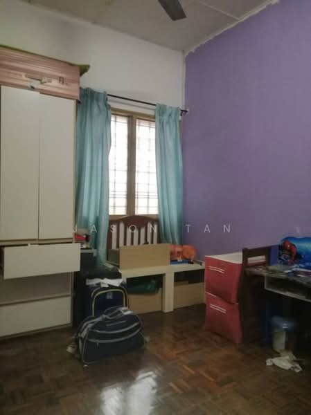 2-storey Terraced House for Sale in Taman Puncak Jalil (Seri Kembangan) - Jason Tan - Bedroom - PropertyGuru.com.my