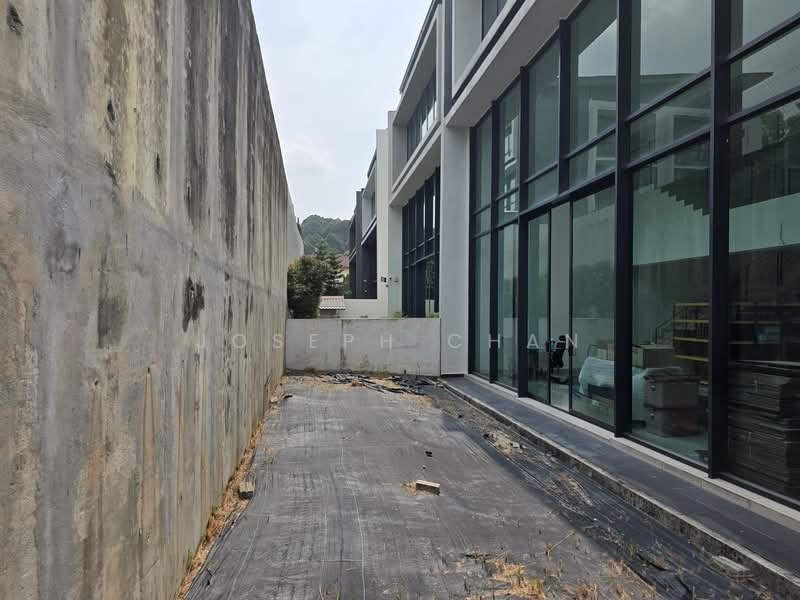 Semi-Detached House for Sale in Shah Alam (Selangor) - Joseph Chan - Exterior - PropertyGuru.com.my