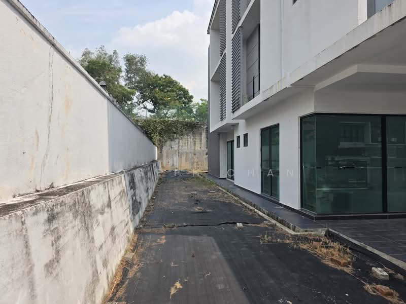 Semi-Detached House for Sale in Shah Alam (Selangor) - Joseph Chan - Exterior - PropertyGuru.com.my