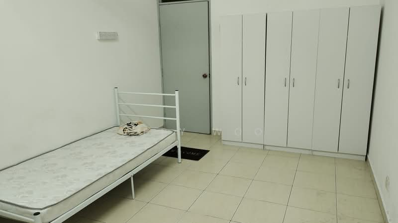 Pangsapuri untuk Dijual di Mentari Court - Abby Woo - Bedroom - PropertyGuru.com.my