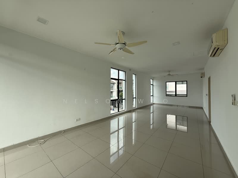 3-storey Terraced House for Sale in Puchong (Selangor) - Nelson Woo - Living Room - PropertyGuru.com.my