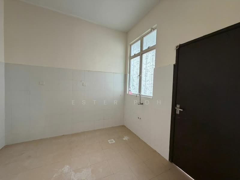 Rumah Banglo untuk Dijual di Taman Senawang Perdana (Senawang) - Ester Poh - Kitchen - PropertyGuru.com.my