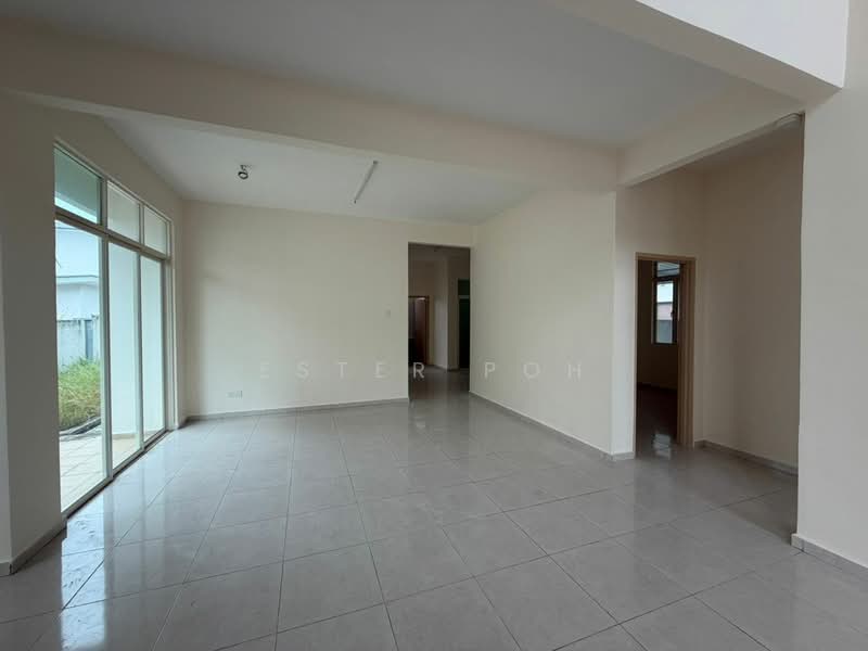 Rumah Banglo untuk Dijual di Taman Senawang Perdana (Senawang) - Ester Poh - Living Room - PropertyGuru.com.my