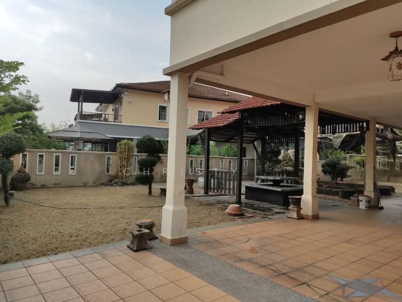 Semi-Detached House for Sale in Bandar Putra Permai (Seri Kembangan) - Christy Chan - PropertyGuru.com.my