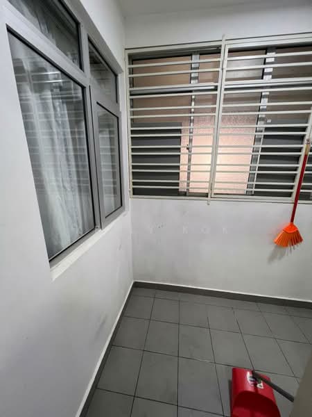 Pangsapuri untuk Disewa di Bayu Andaman - Kelly Kok - Balcony - PropertyGuru.com.my