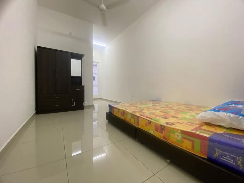 2-storey Terraced House for Rent in Taman Ara Sendayan (Bandar Sri Sendayan) - Joey Heng - Bedroom - PropertyGuru.com.my