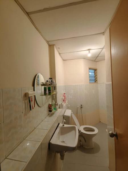 Condominium for Sale at Menara Menjalara - Charmaine Tan - Bathroom - PropertyGuru.com.my