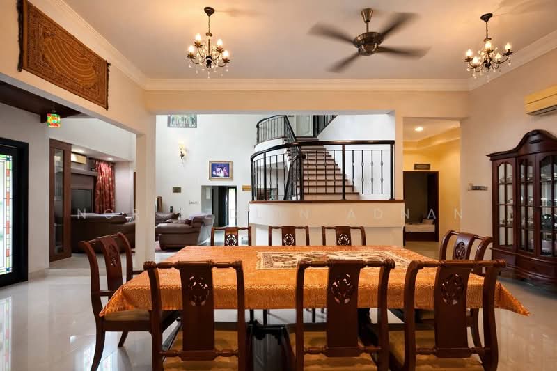 Rumah Banglo untuk Dijual di Usj 17 (Subang Jaya) - Nor Azdlin Adnan - Dining Room - PropertyGuru.com.my